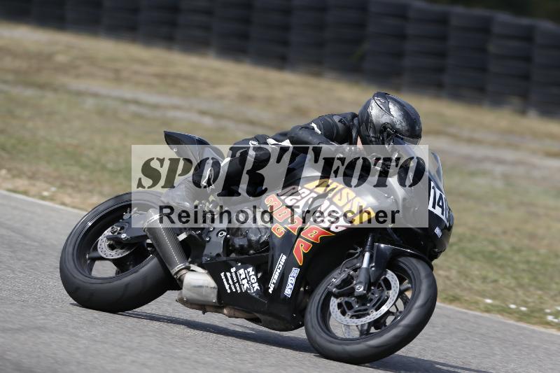 /37 09.08.2026  Pluess Motosport ADR/Einsteiger/146